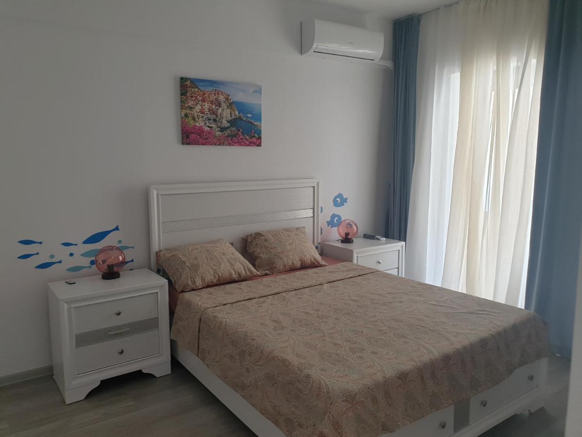 Blue Apartament ママイア エクステリア 写真