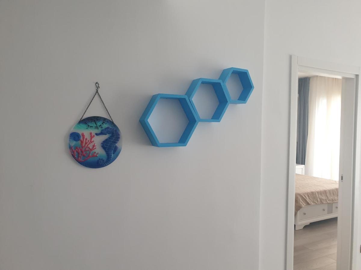 Blue Apartament ママイア エクステリア 写真